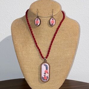Floral Embroidered Jewelry Set - Pink and Red